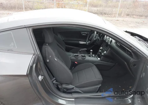 2016 Ford Mustang V6 z USA, uszkodzony, nr VIN 1FA6P8AM5G5298716